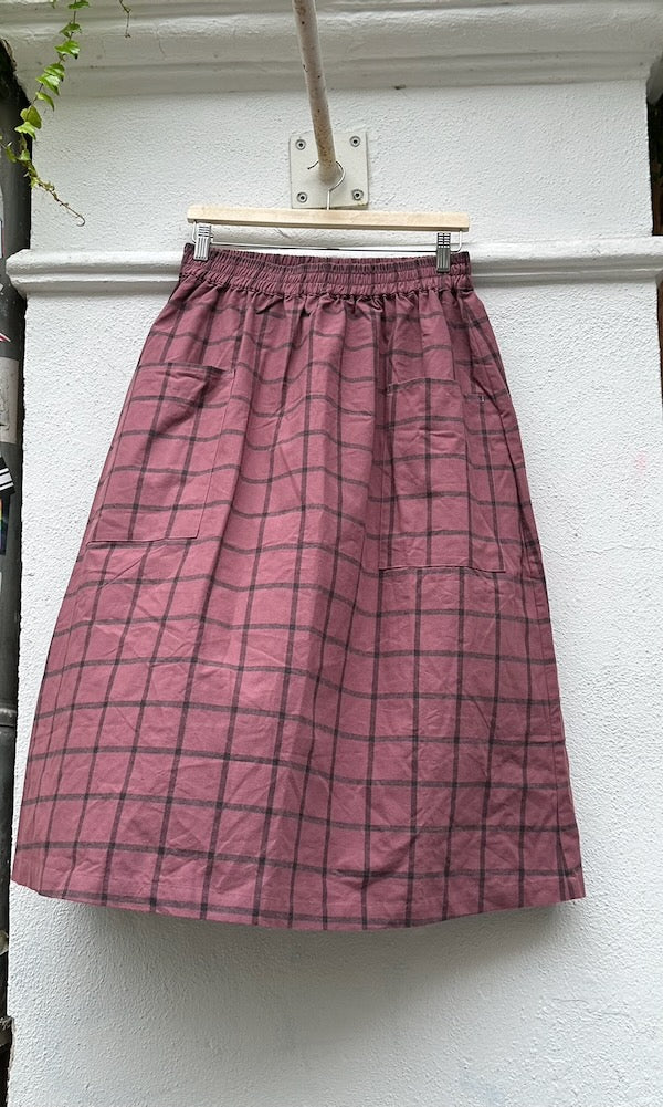 Karo Rock mit aufgesetzten Taschen - B-WARE Einzelstück Größe XL