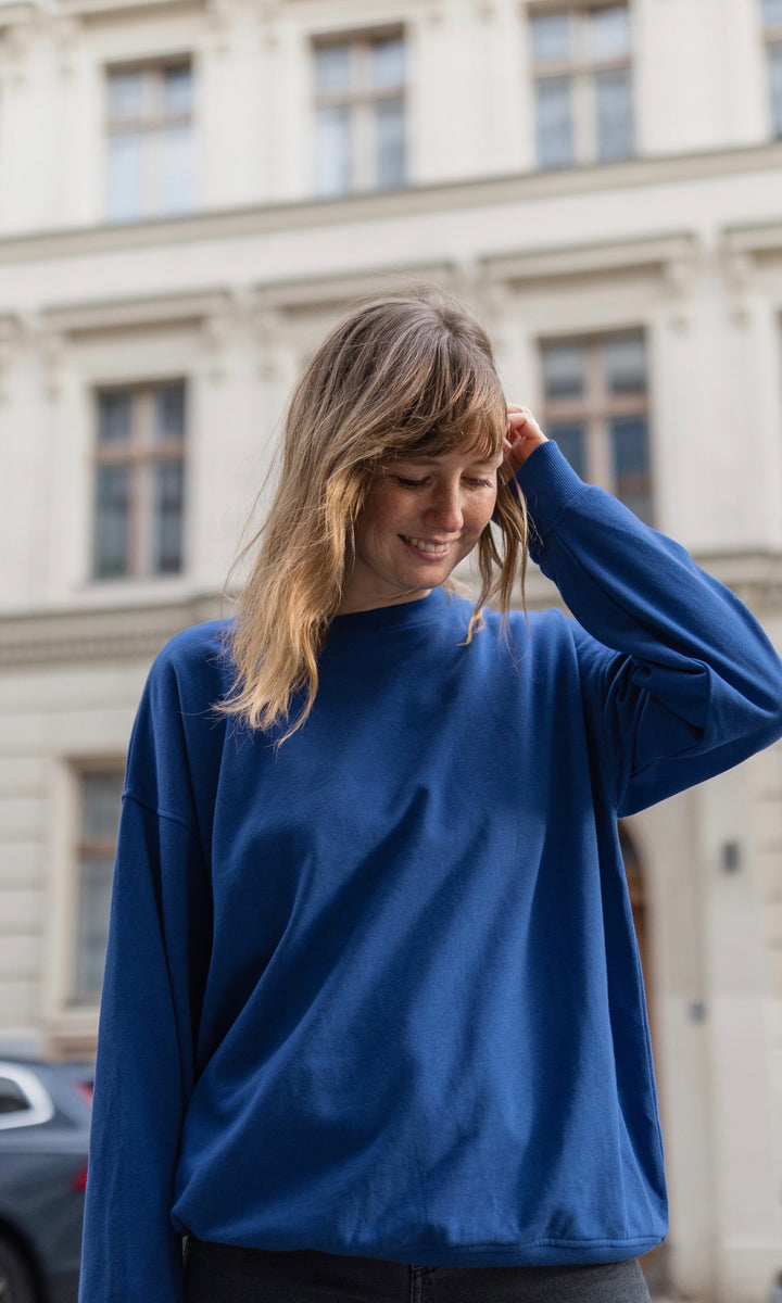 Oversized Sweater mit seitlicher Stillfunktion