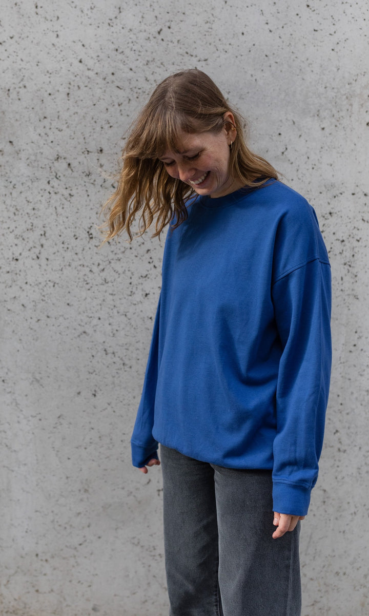 Oversized Sweater mit seitlicher Stillfunktion