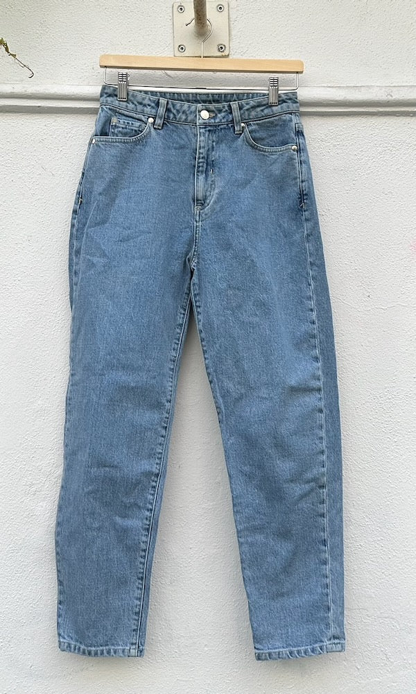 Mom Fit Jeans - SAMPLE Einzelstück Größe 26/32