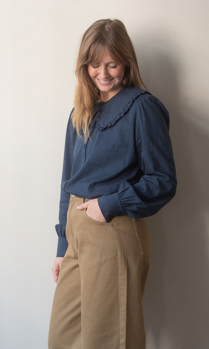 Bluse mit großem Kragen Alice / Dunkelblau