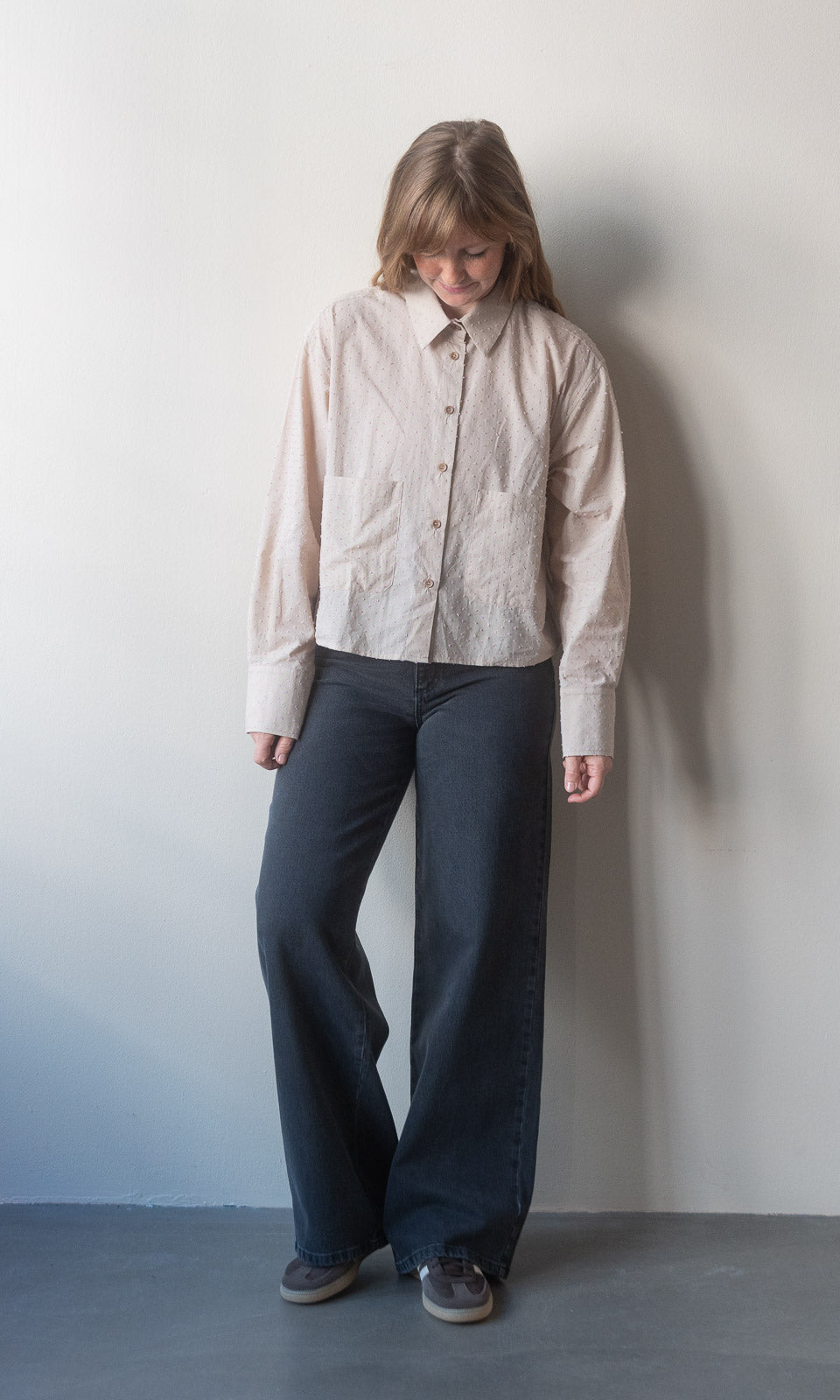 Cropped Oversized Hemd / Sand-Rosa gepunktet - abricot coco