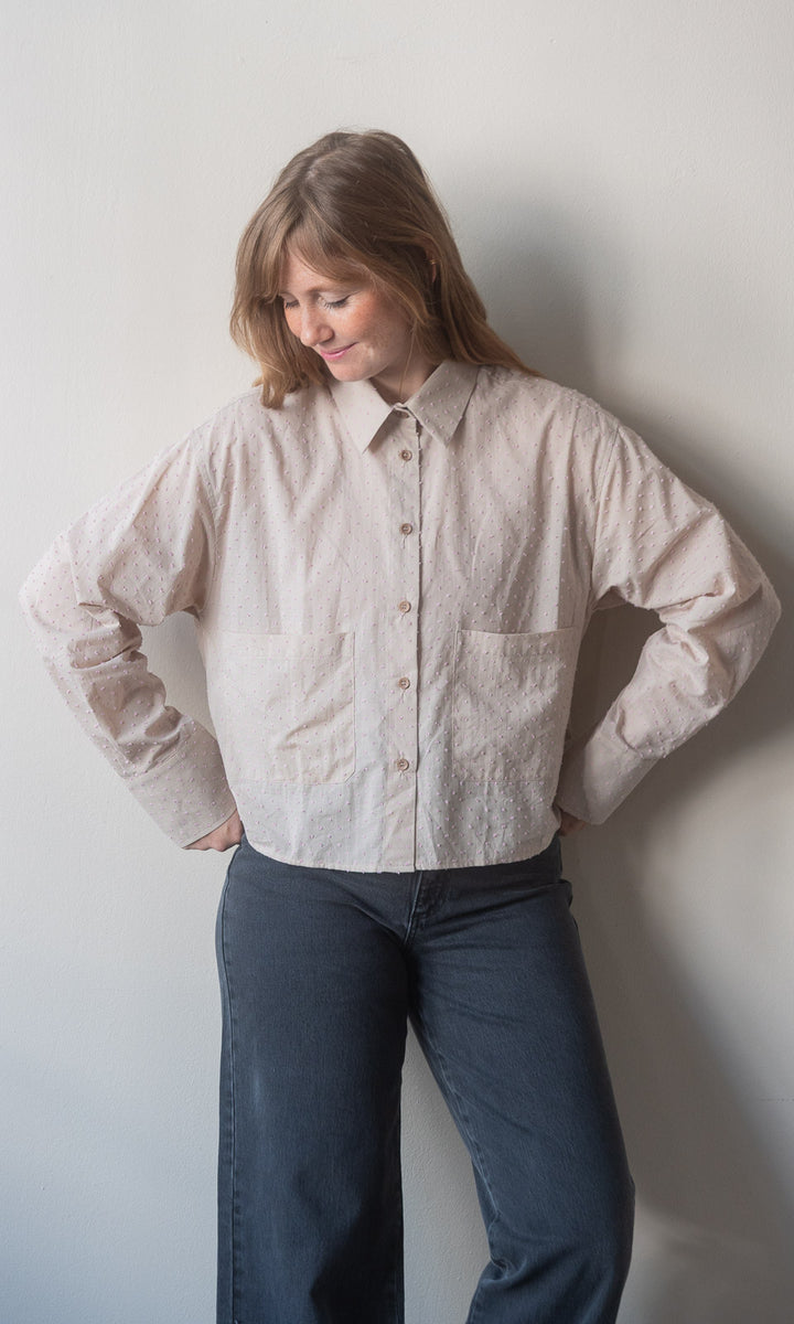 Cropped Oversized Hemd / Sand-Rosa gepunktet - abricot coco