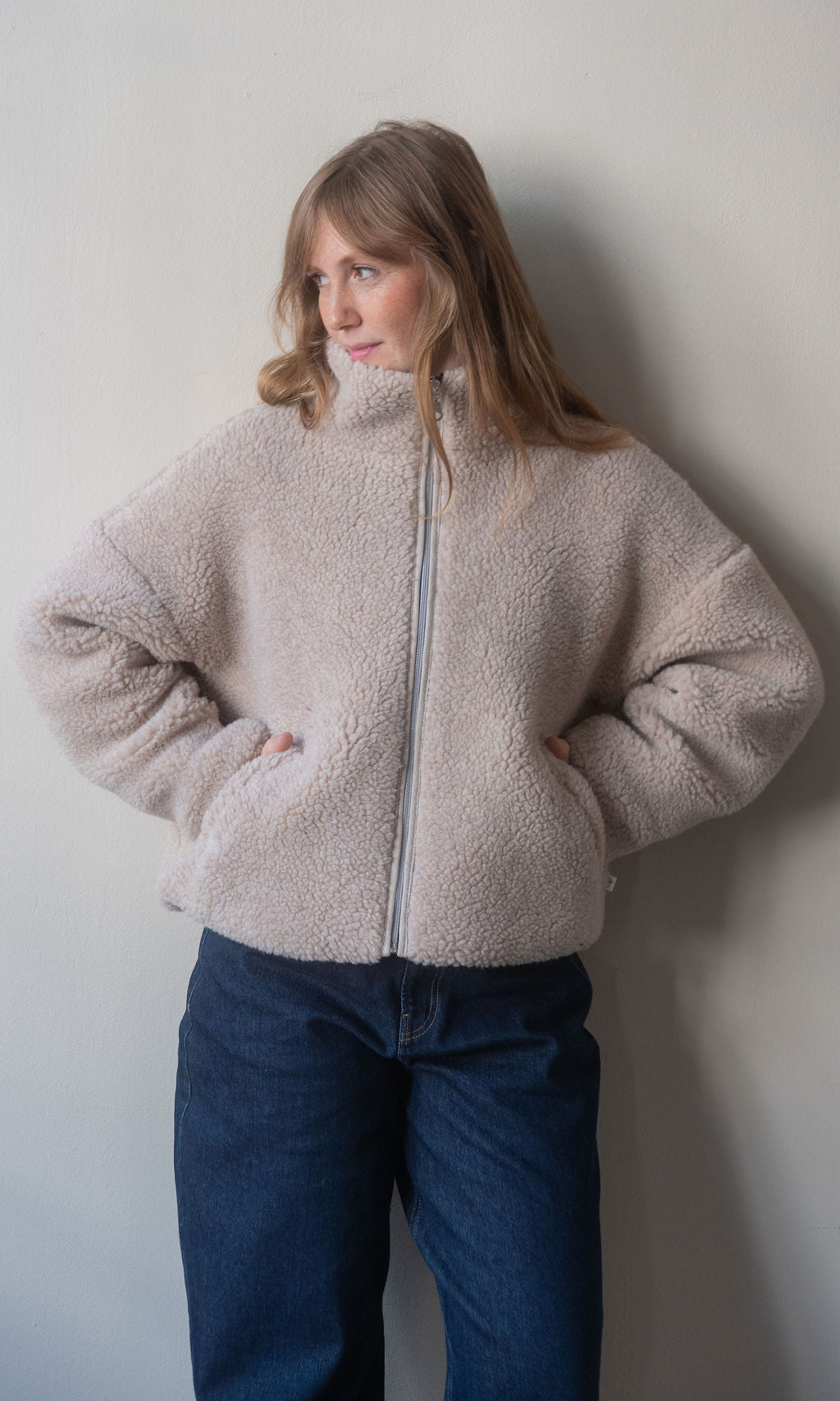 Schafwoll Jacke mit Reißverschluss / Creme