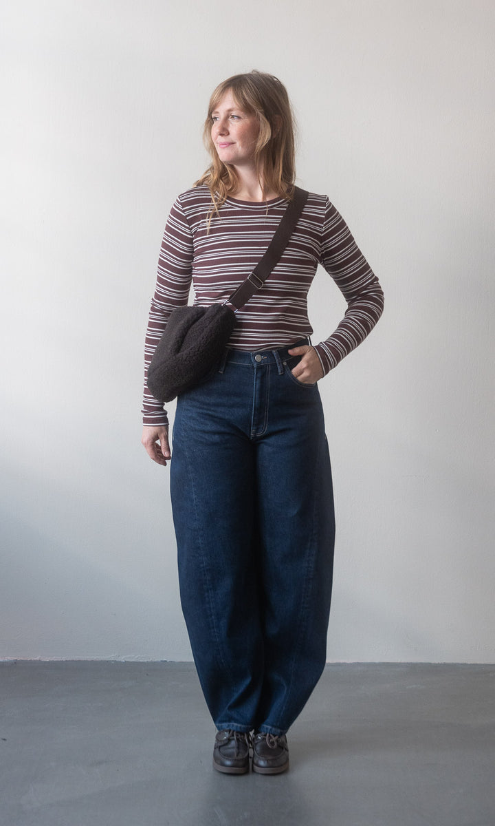 Barrel Jeans / Dunkelblau - abricot coco