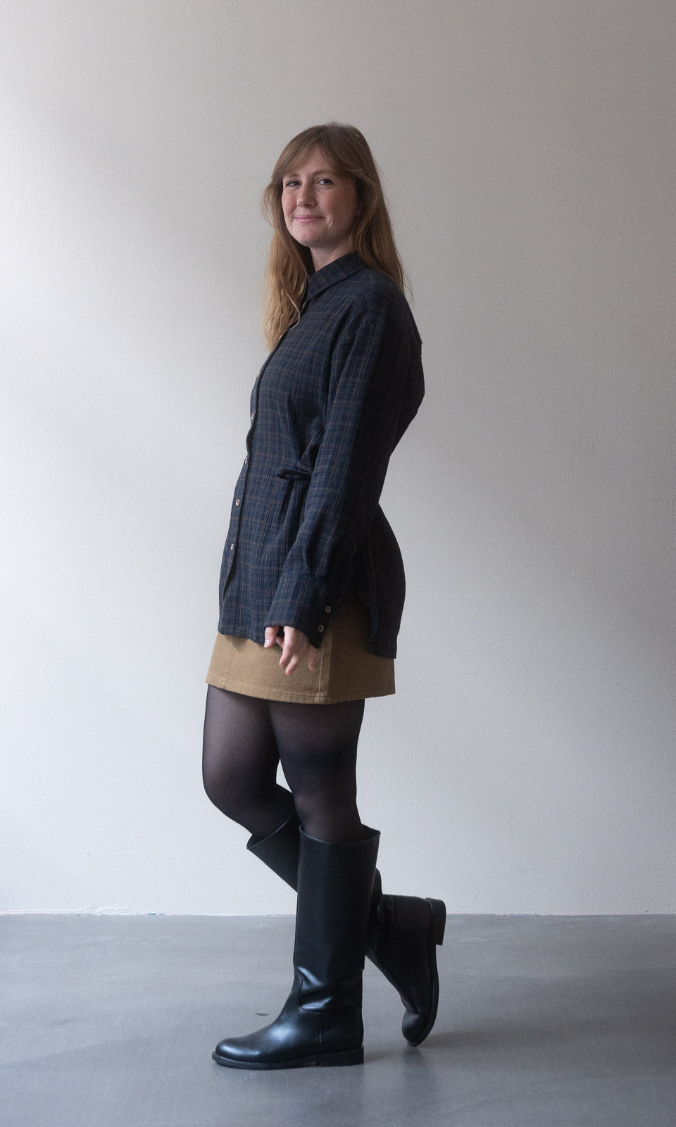 Bluse Liv mit Schleifen / dunkelblau-kariert