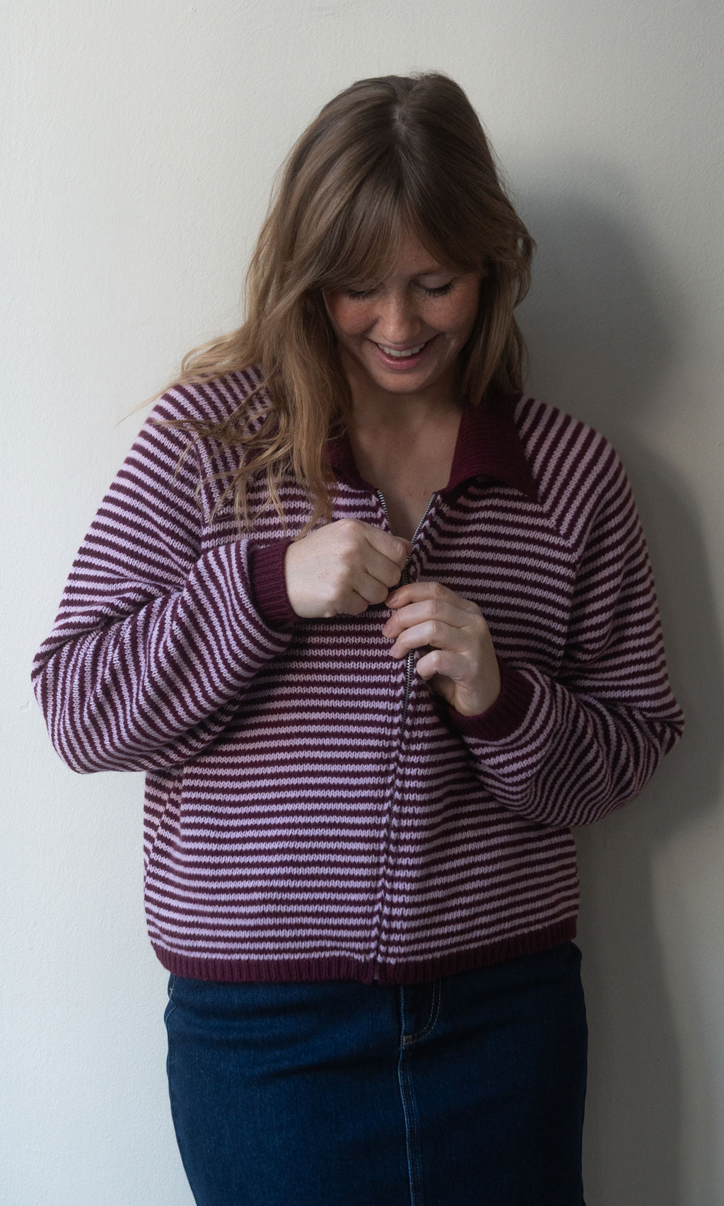 Gestreifte Strickjacke Jola mit Reißverschluss