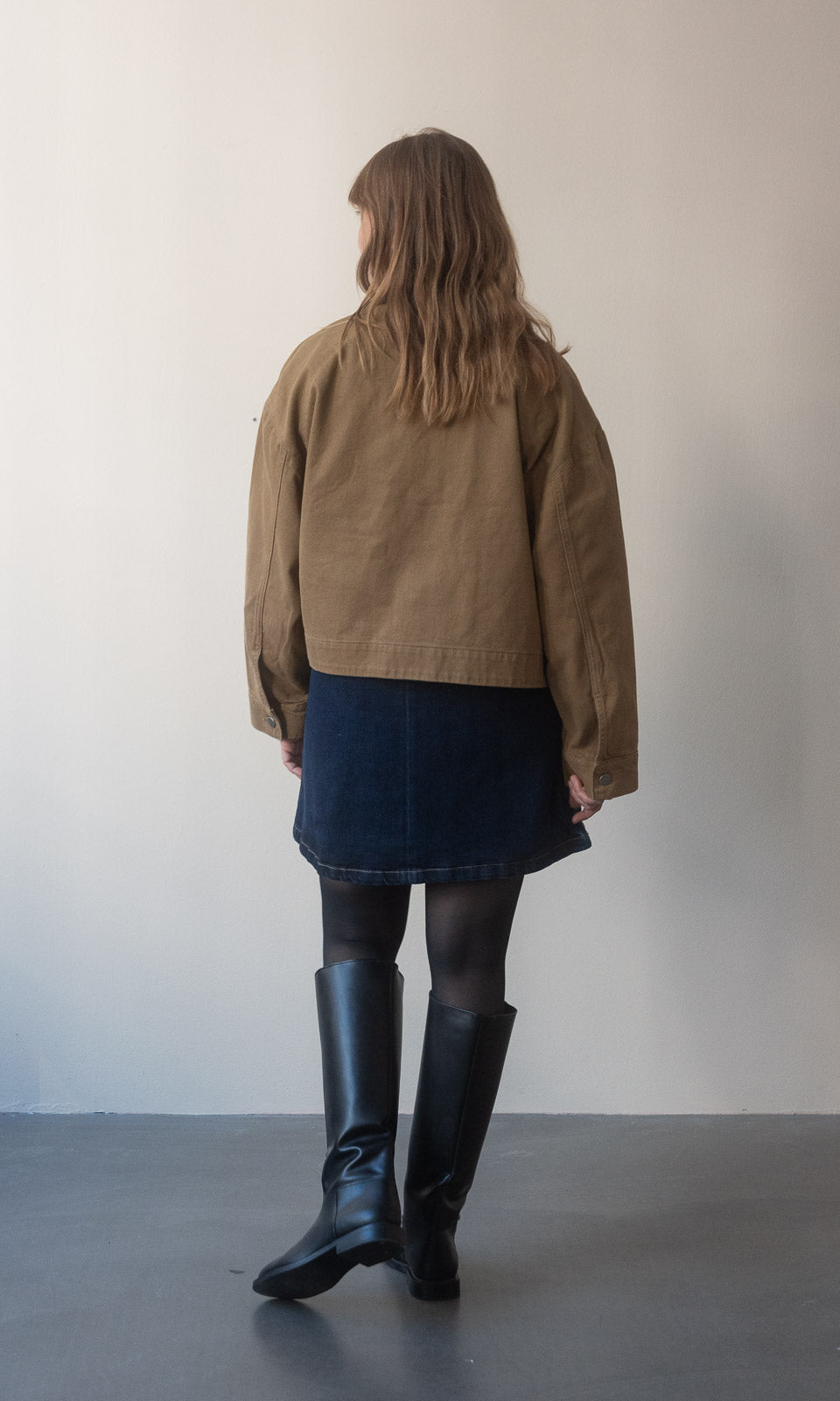 Jeansjacke mit aufgesetzten Taschen / Khaki