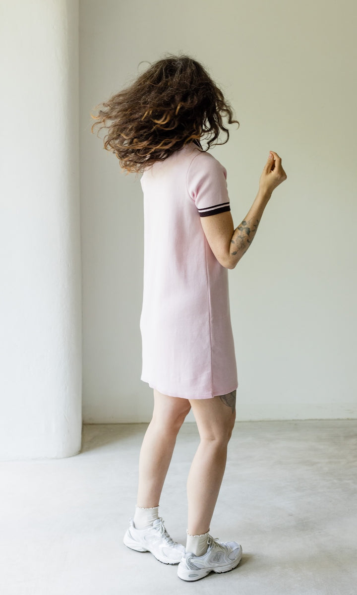 T-Shirt Kleid Toni aus Strick mit Polo Kragen - abricot coco