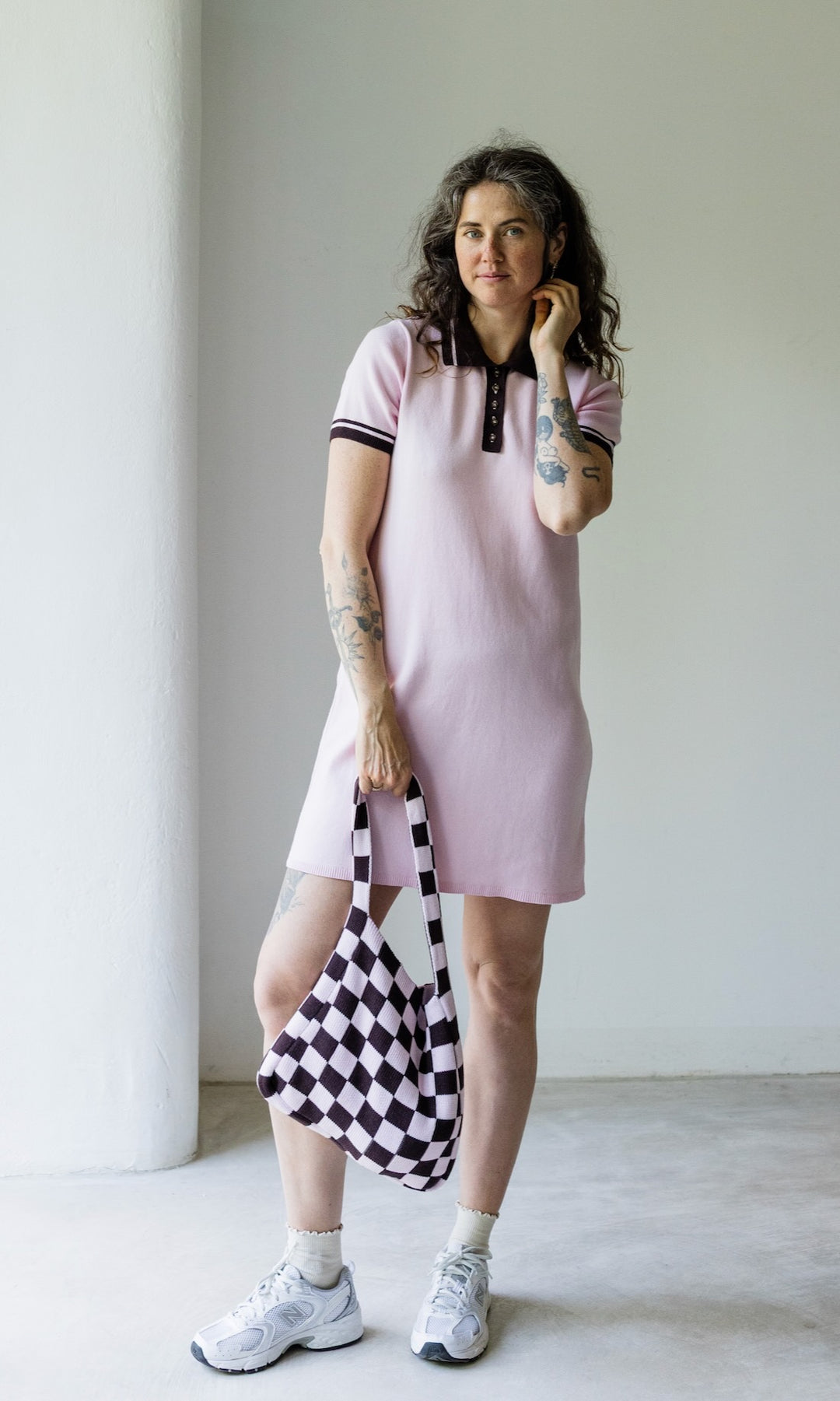 T-Shirt Kleid Toni aus Strick mit Polo Kragen - abricot coco