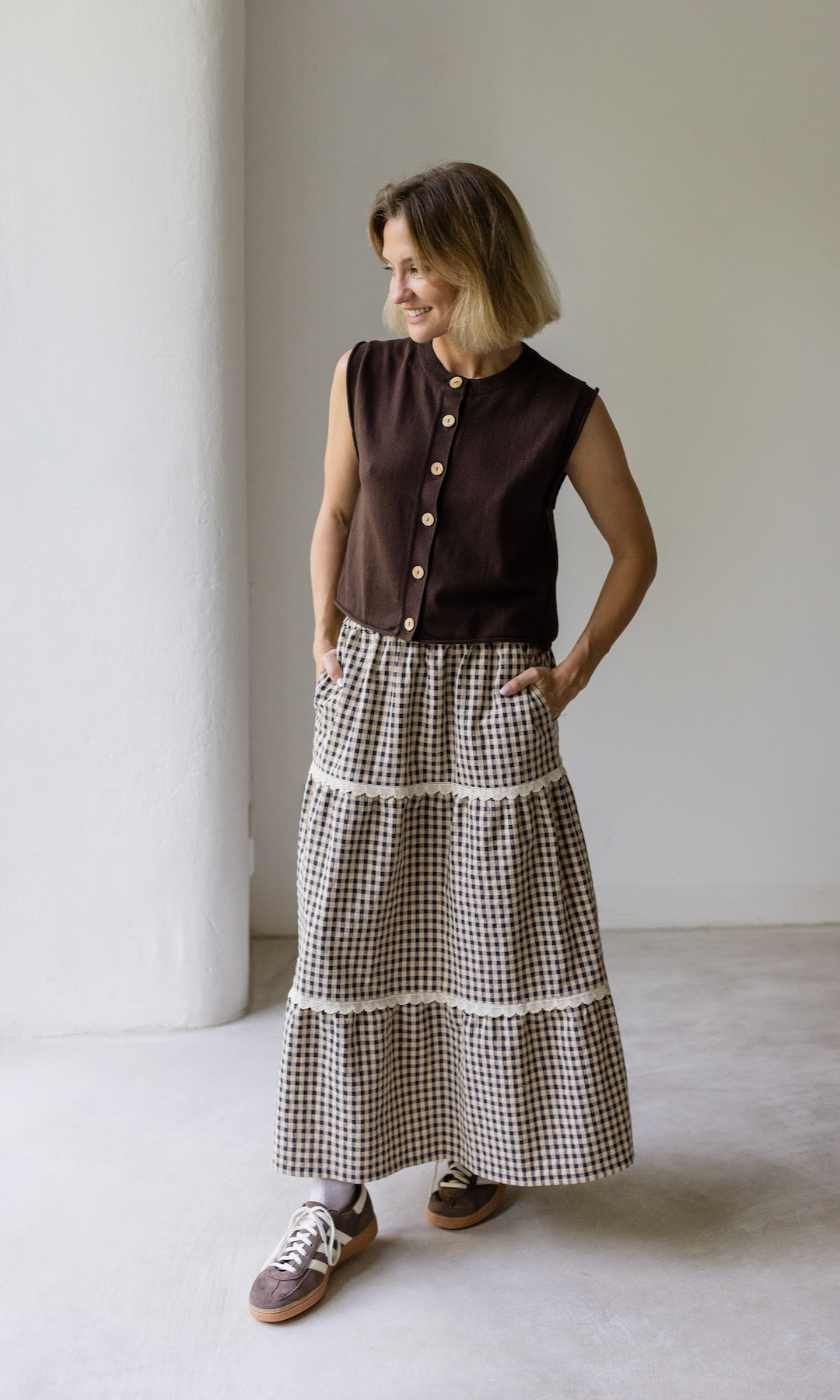 Strickweste mit Knöpfen - abricot coco