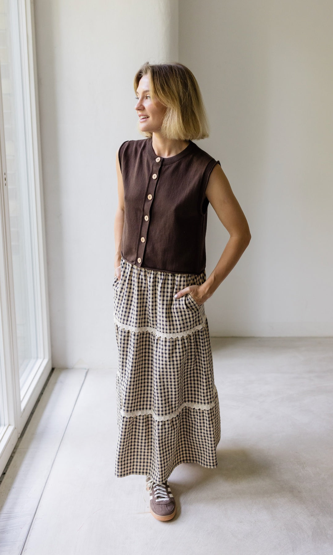 Strickweste mit Knöpfen - abricot coco