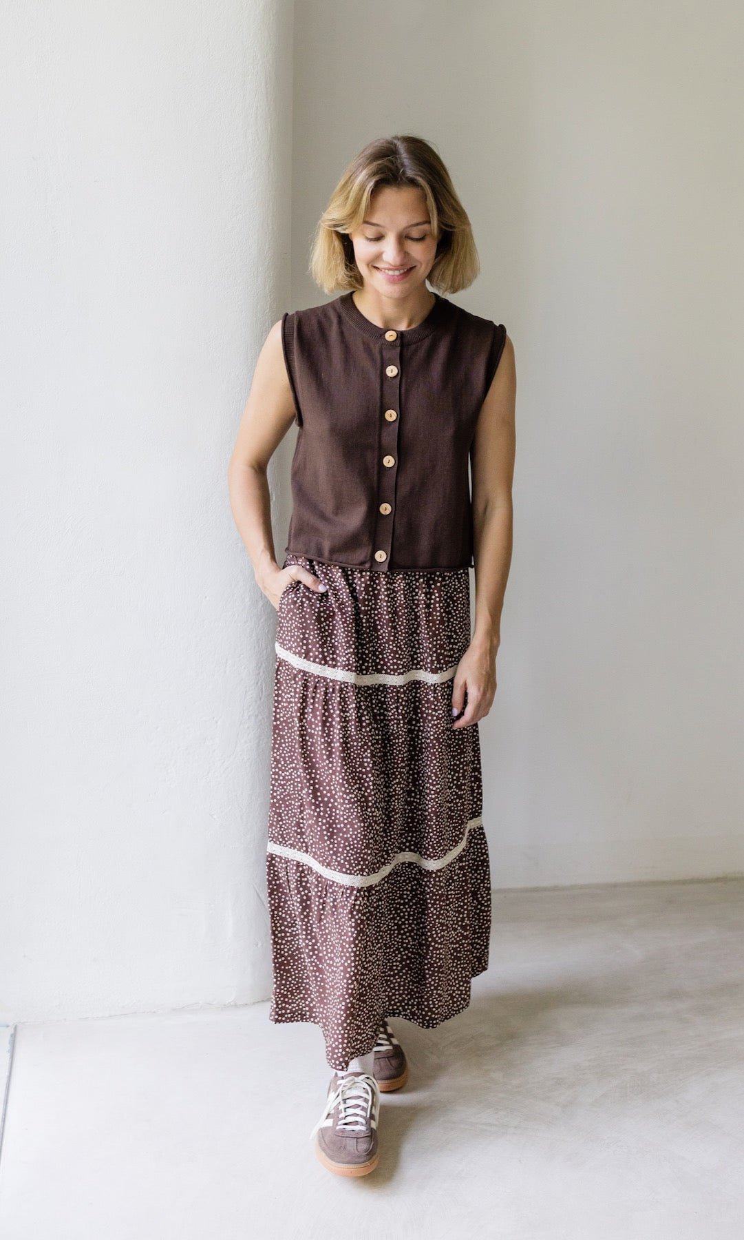 Strickweste mit Knöpfen - abricot coco