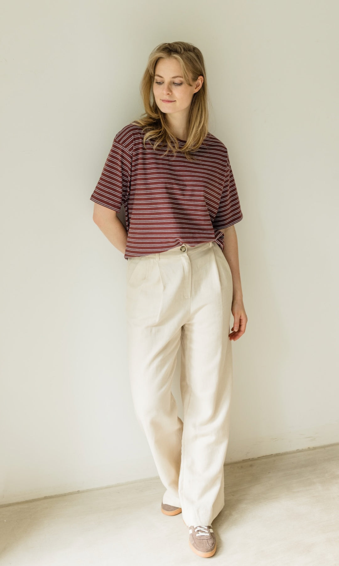 Oversized T-Shirt in Burgund-gestreift - abricot coco