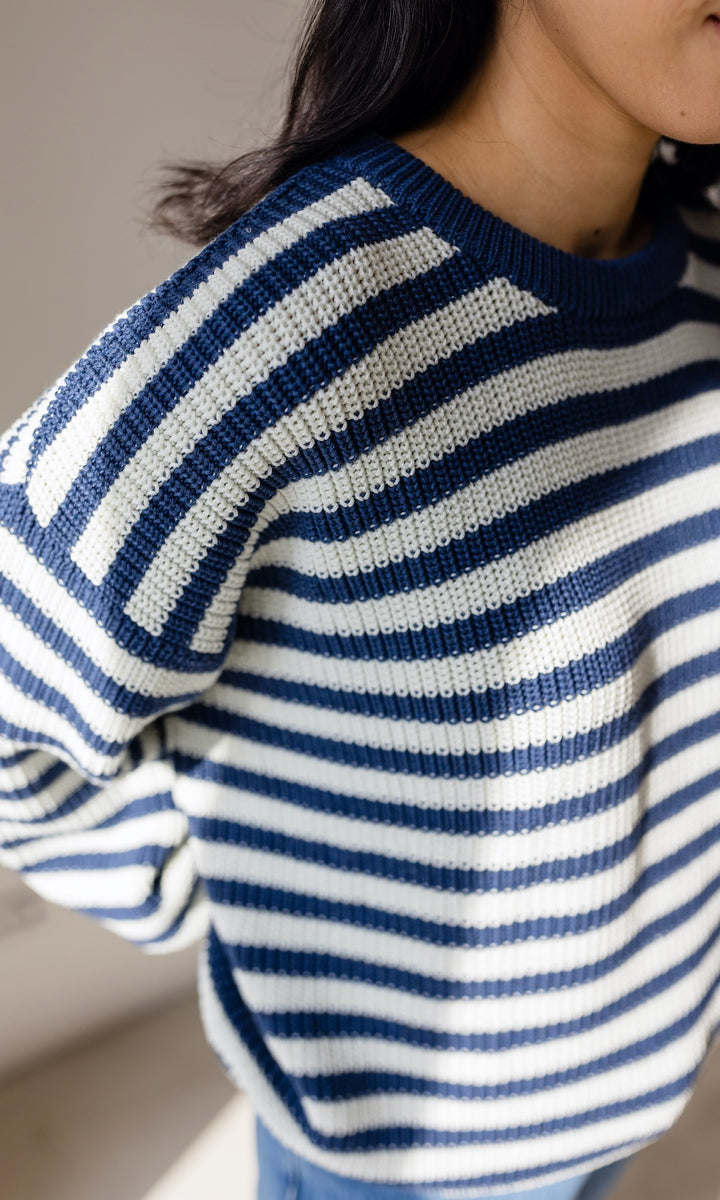 Gestreifter Strickpullover aus Baumwolle