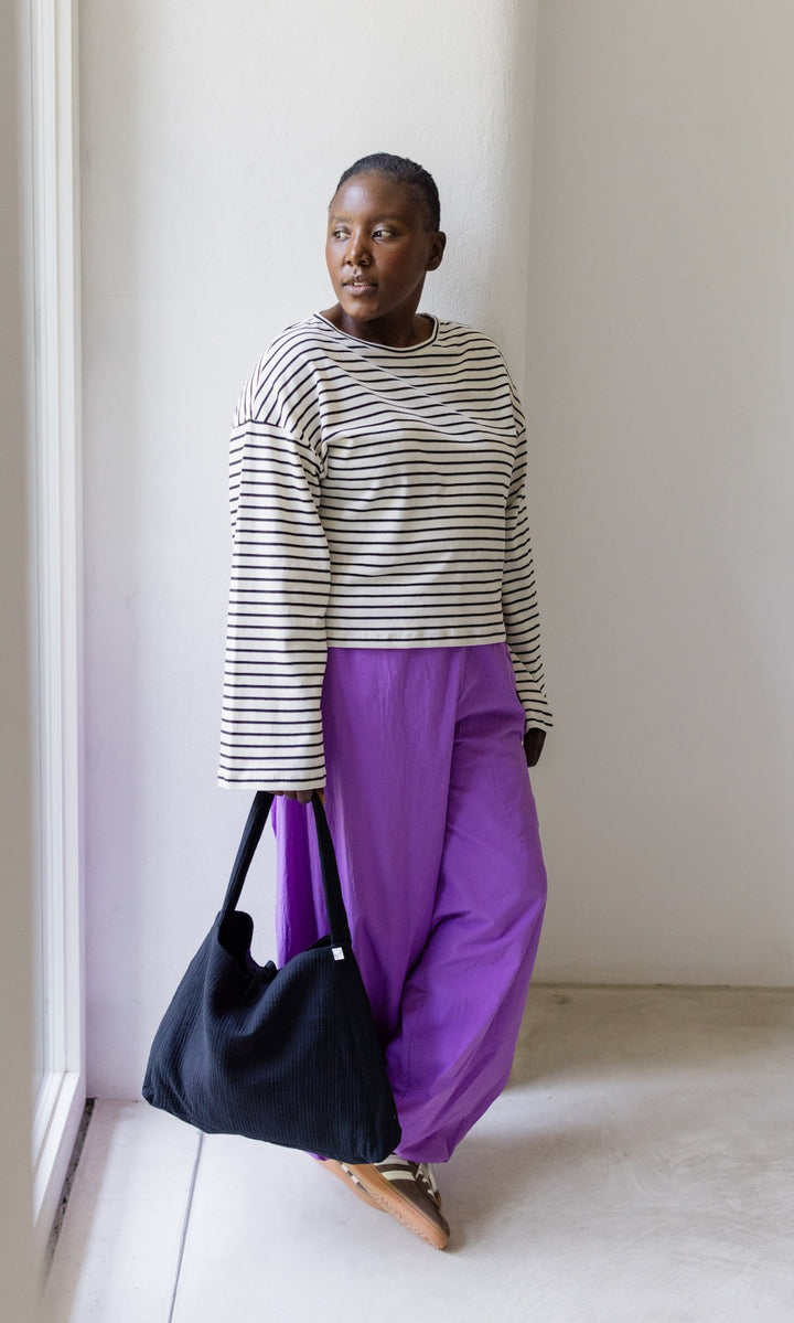 Schwarz gestreiftes Langarm Shirt