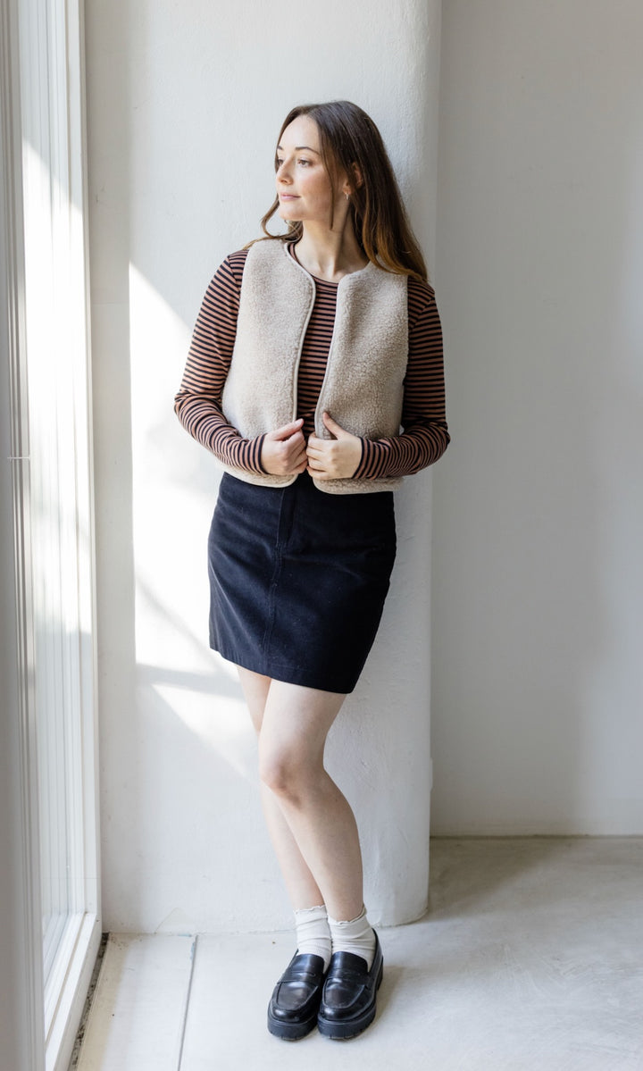 Minirock aus Cord in Schwarz