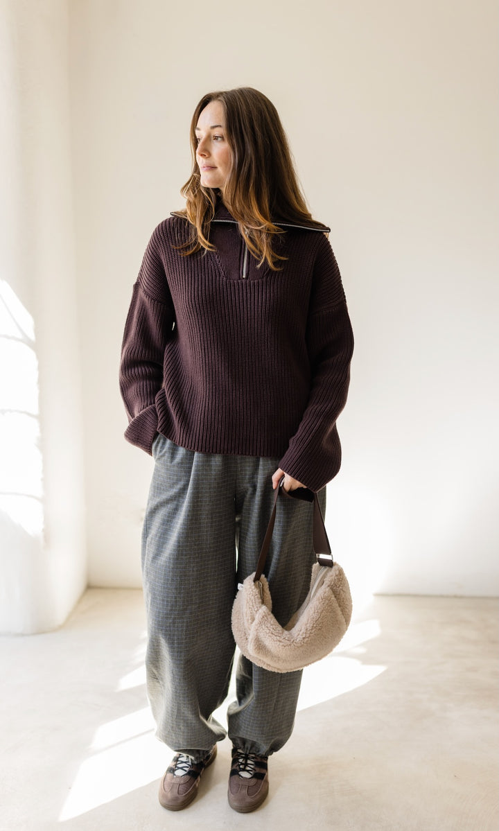 Schafwoll Crossbody Bag mit Handwärmer (Schurwolle)