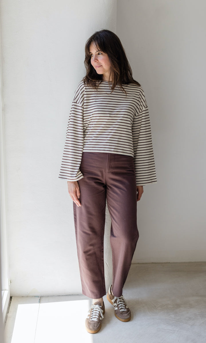 Barrel Jeans in Braun