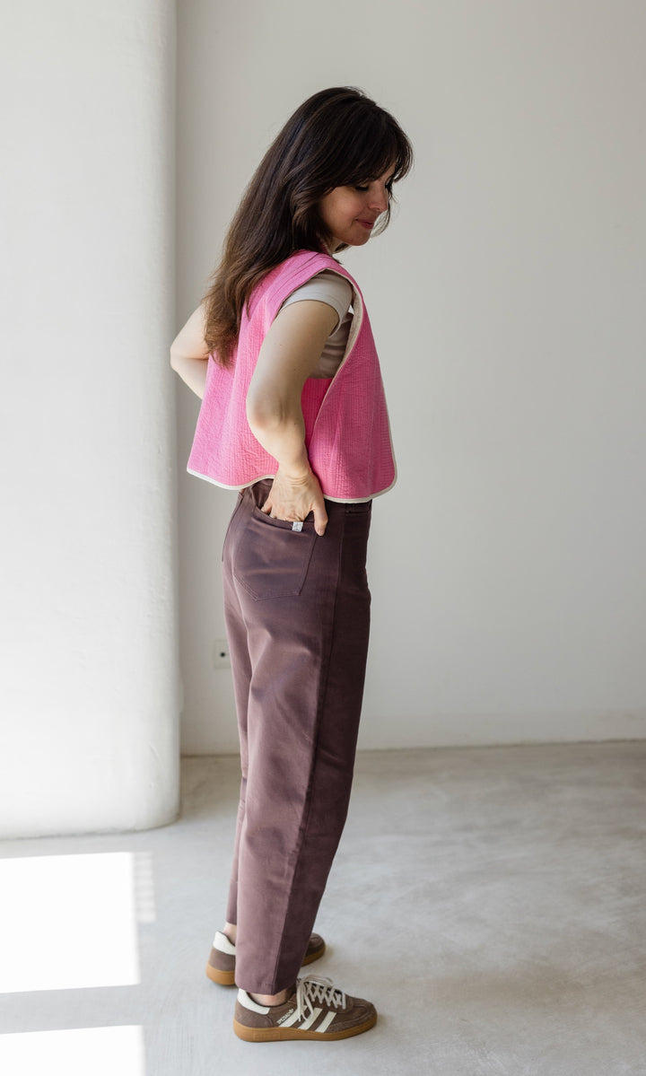 Barrel Jeans in Braun