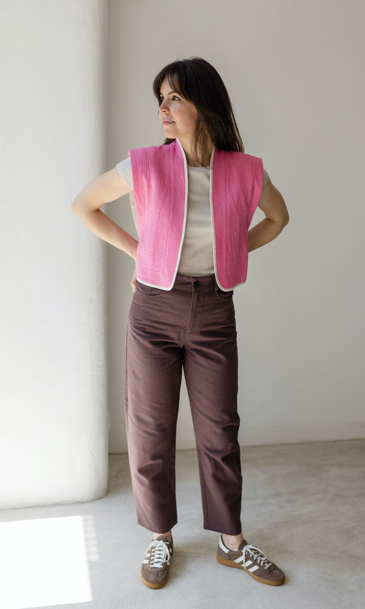 Barrel Jeans in Braun