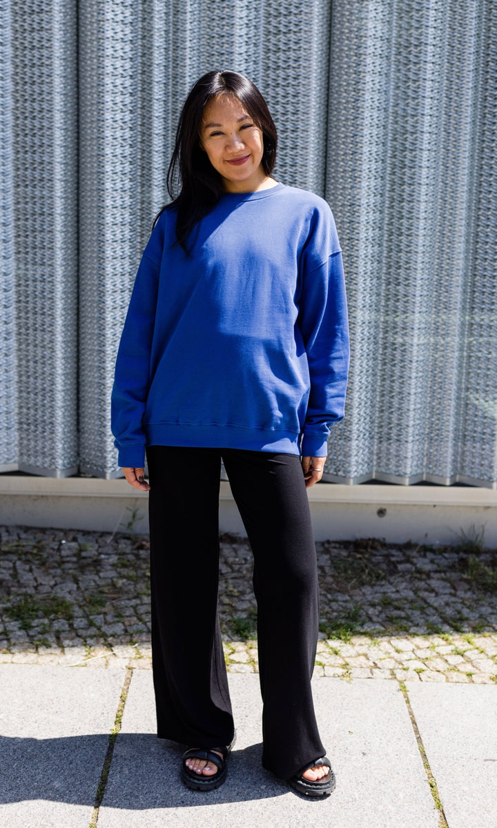 Oversized Sweater mit seitlicher Stillfunktion