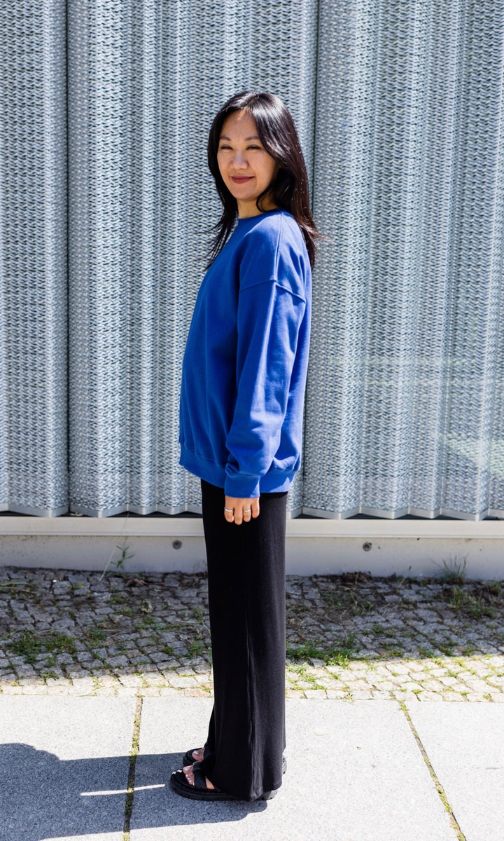 Oversized Sweater mit seitlicher Stillfunktion