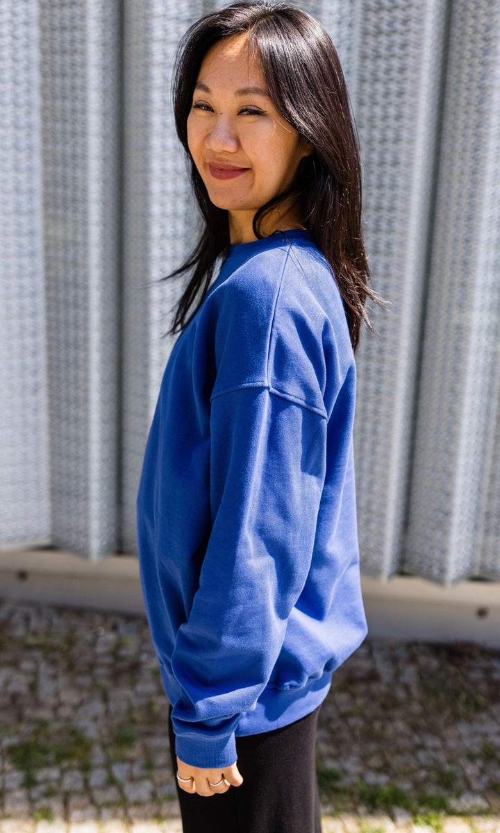 Oversized Sweater mit seitlicher Stillfunktion