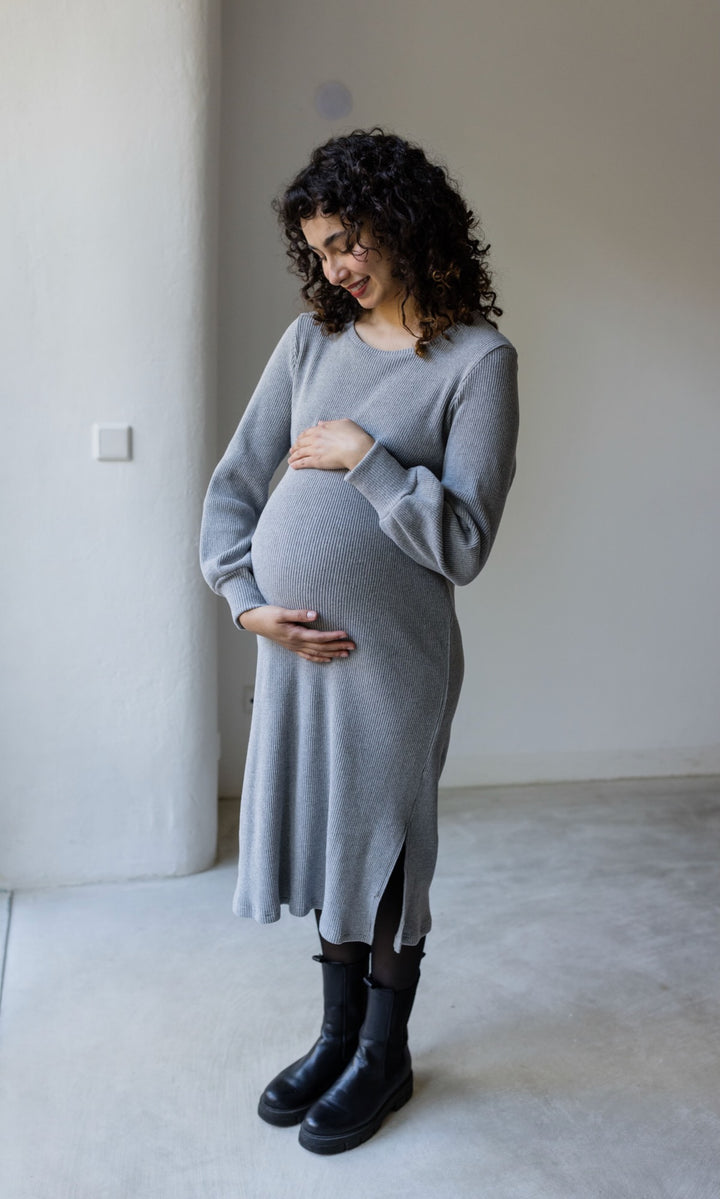 Langes Strickkleid Jules mit seitlicher Stillfunktion Grau