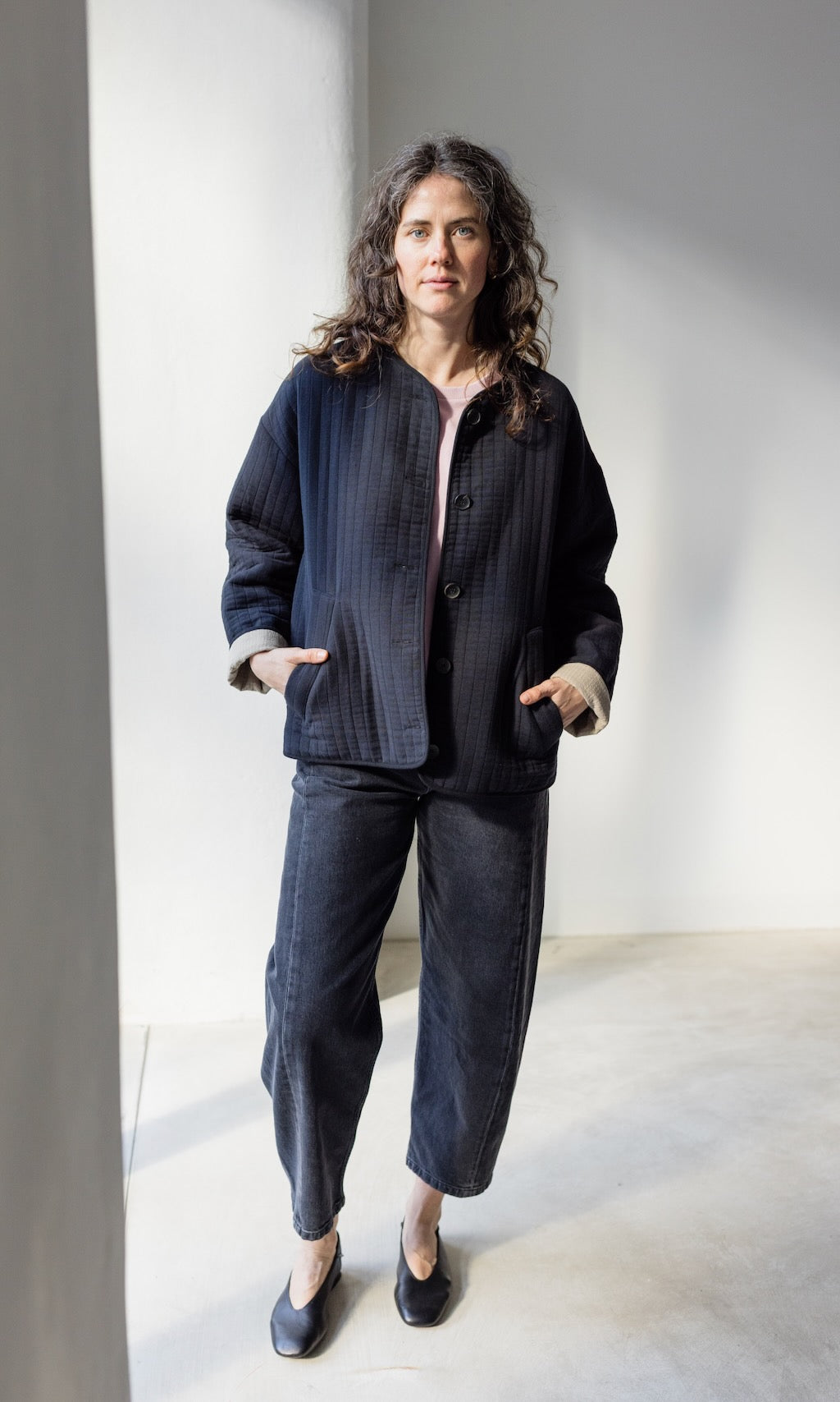 Barrel Jeans aus Bio Baumwolle Washed Black - abricot coco