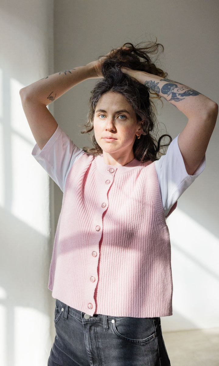 Gerippte Strickweste RUBY - abricot coco