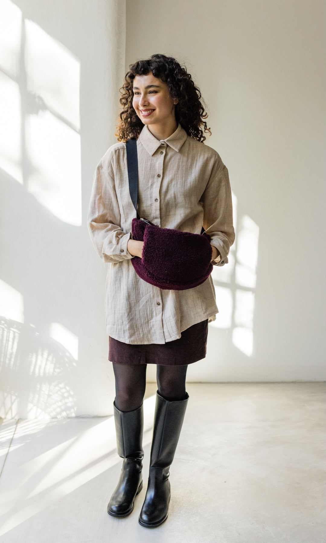 Schafwoll Crossbody Bag mit Handwärmer (Schurwolle)