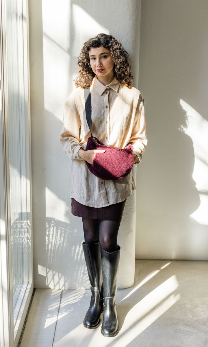 Schafwoll Crossbody Bag mit Handwärmer (Schurwolle)