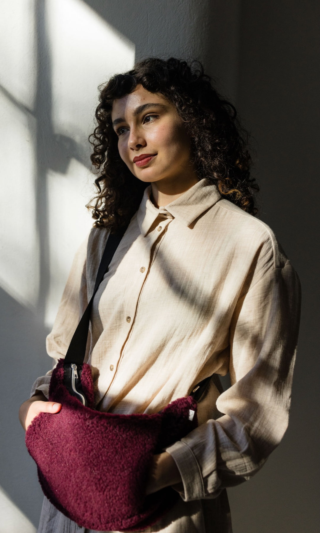 Schafwoll Crossbody Bag mit Handwärmer (Schurwolle)