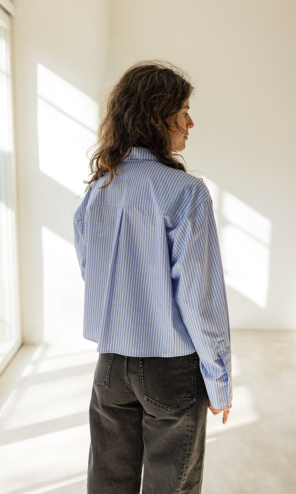 Cropped Oversized Hemd Hellblau Gestreift