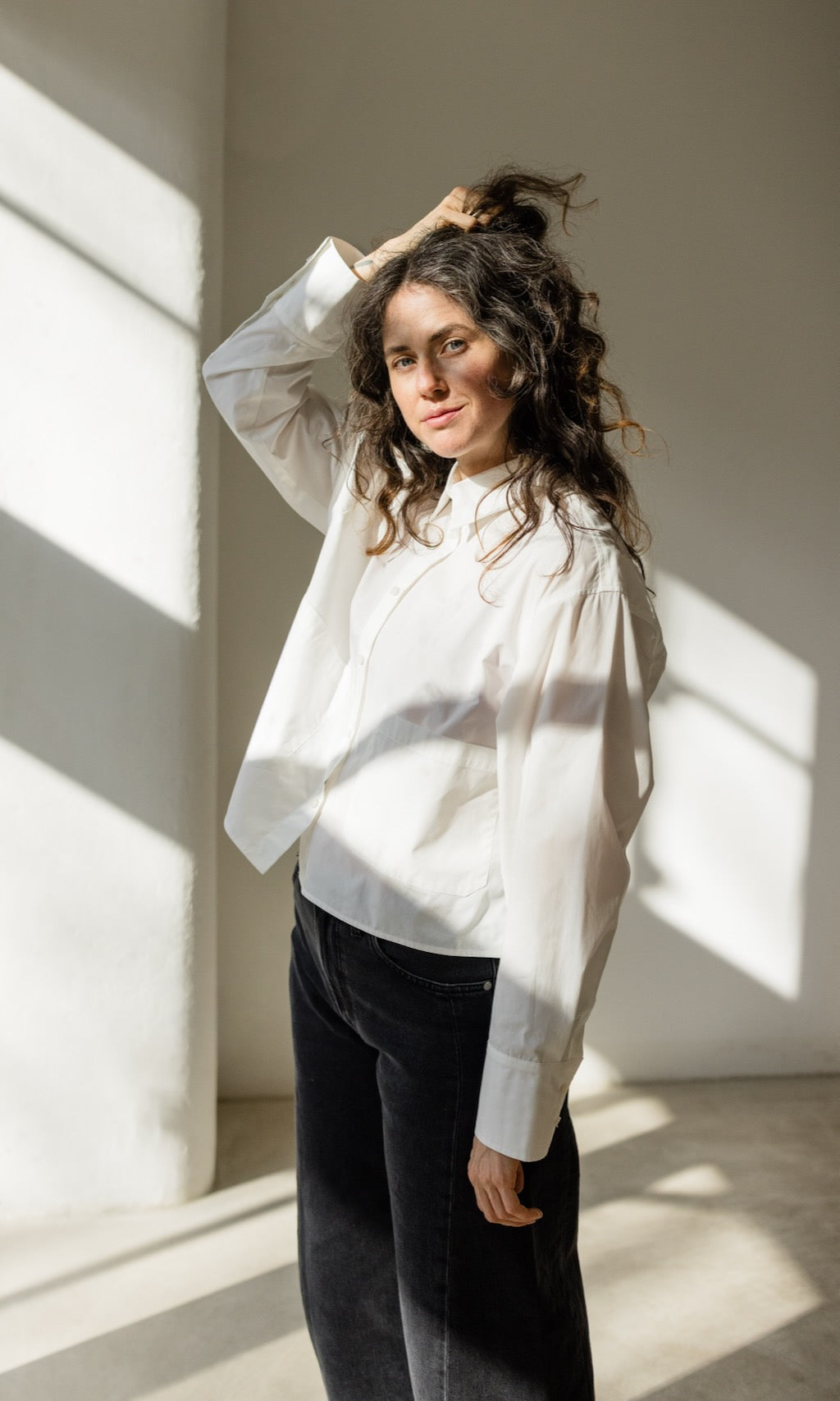 Cropped Oversized Hemd in Weiß