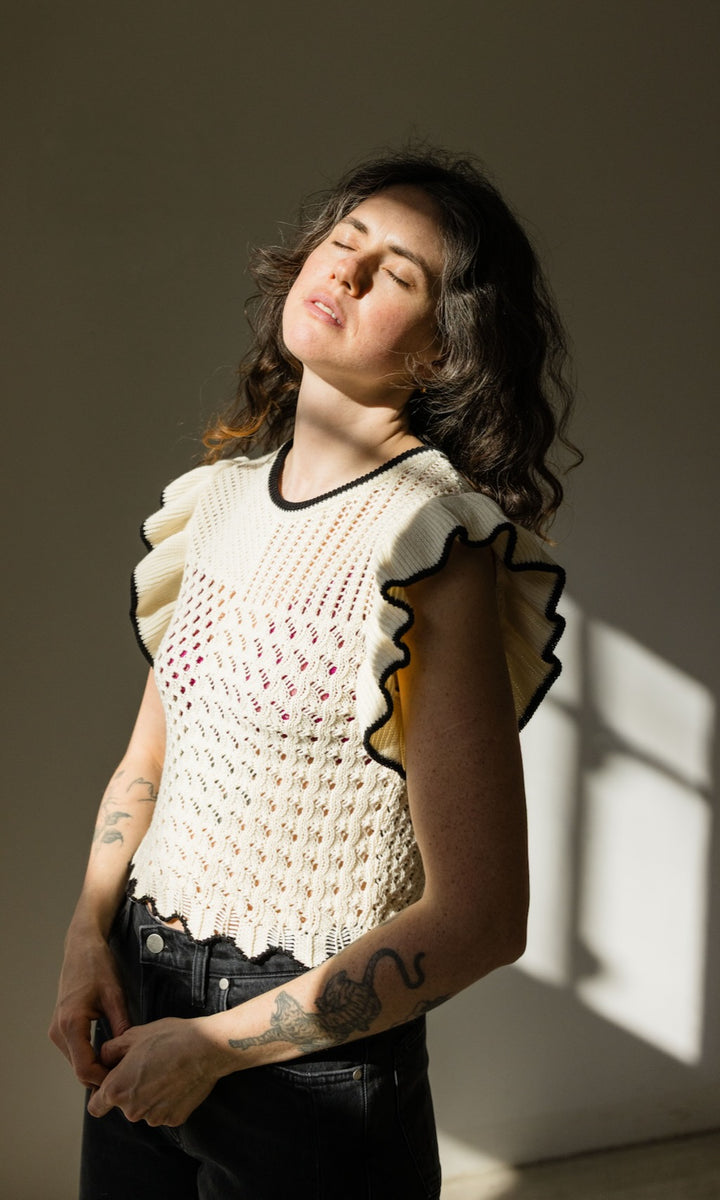 Stricktop Sora mit Volant Ärmel aus Bio Baumwolle