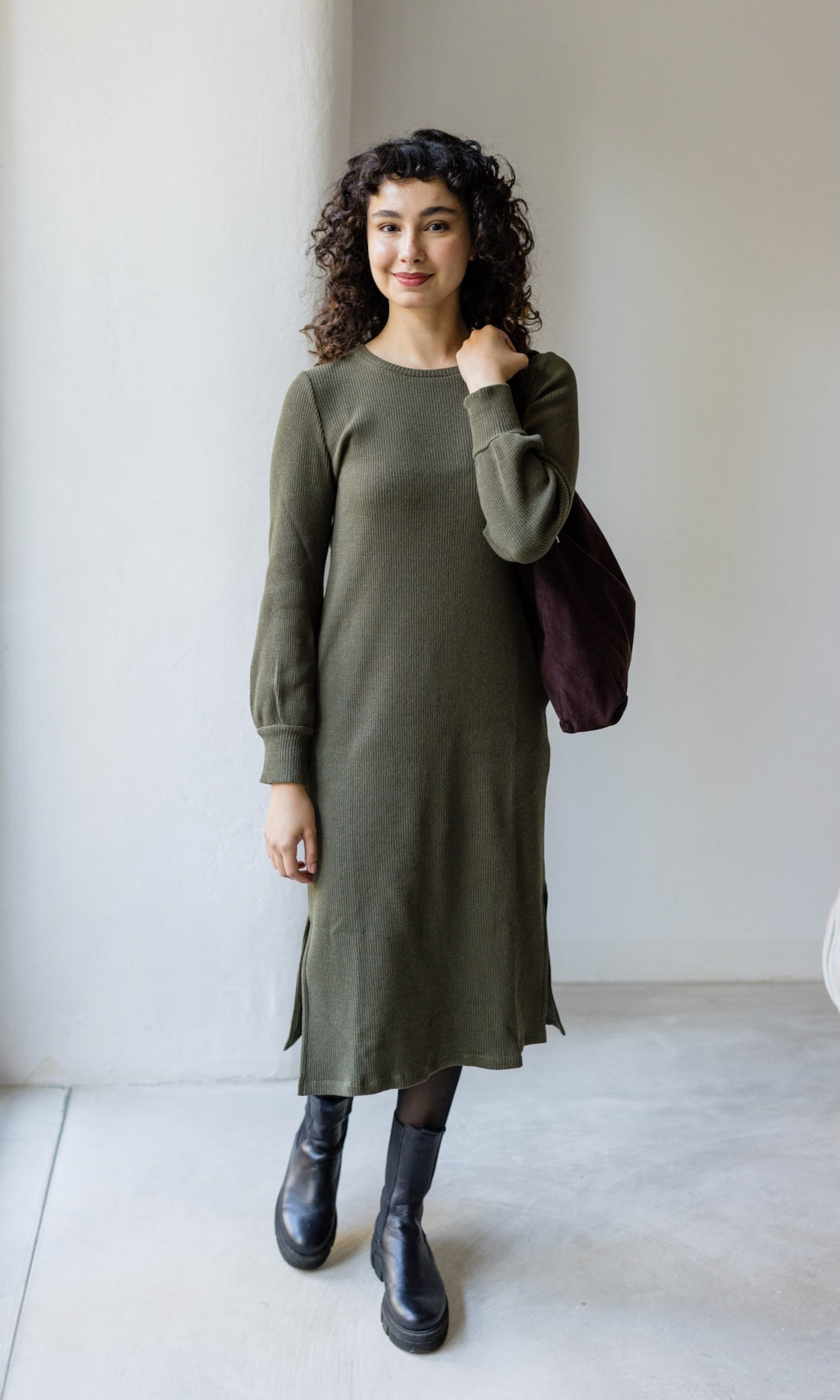 Langes Strickkleid Jules mit seitlicher Stillfunktion