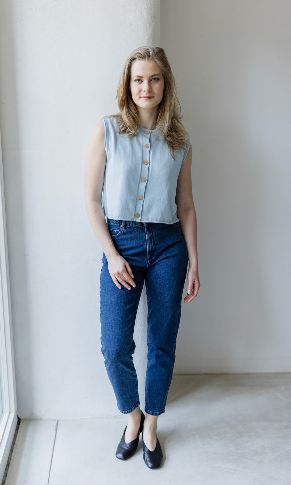 Jeans Mom Fit Dunkelblau - abricot coco