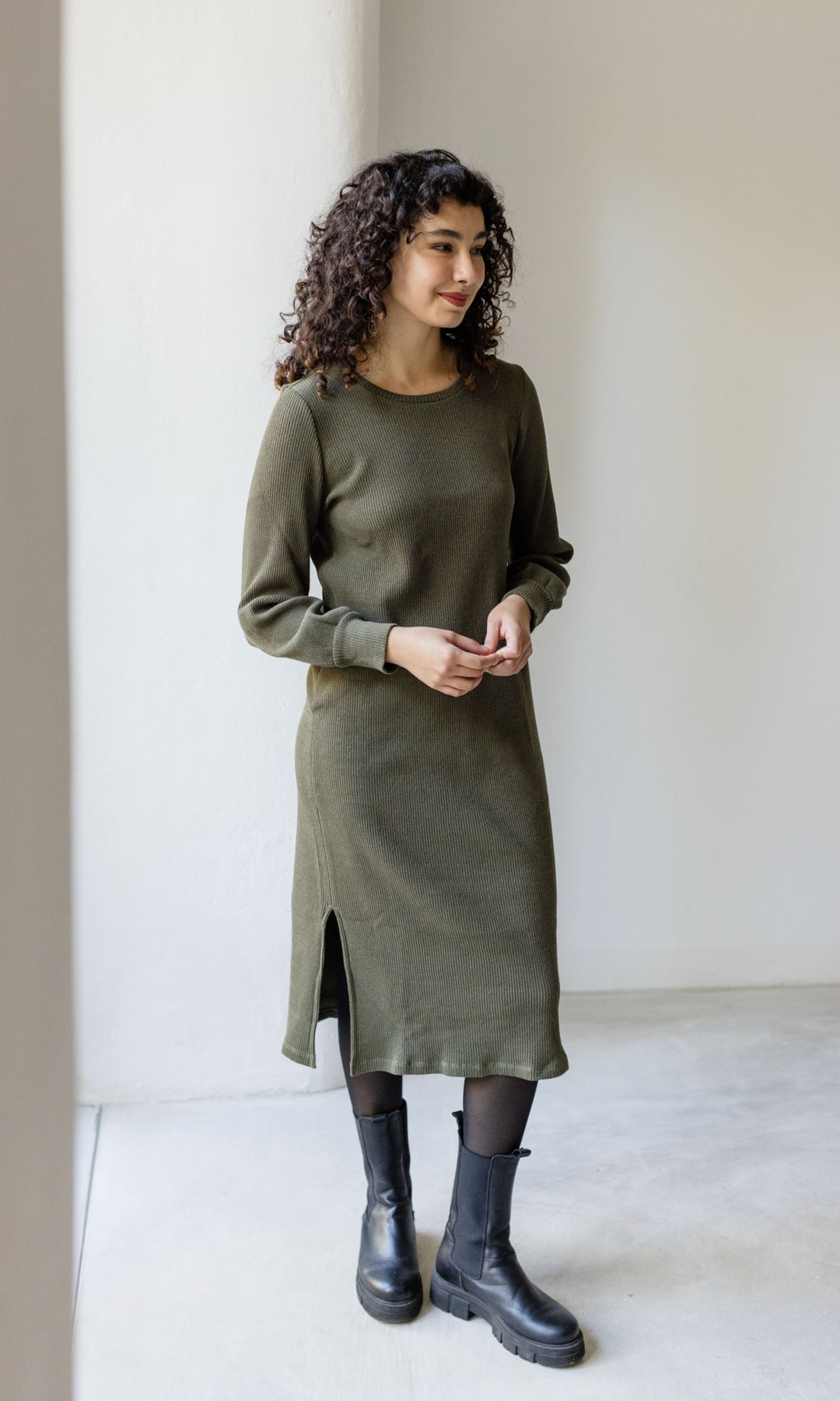 Langes Strickkleid Jules mit seitlicher Stillfunktion