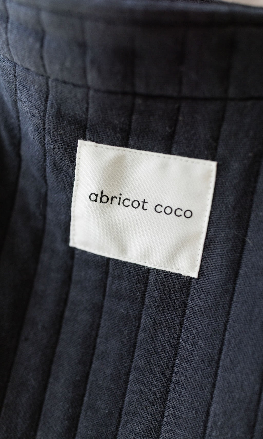 Wendbare Gesteppte Mom Bag aus Bio Baumwolle - abricot coco