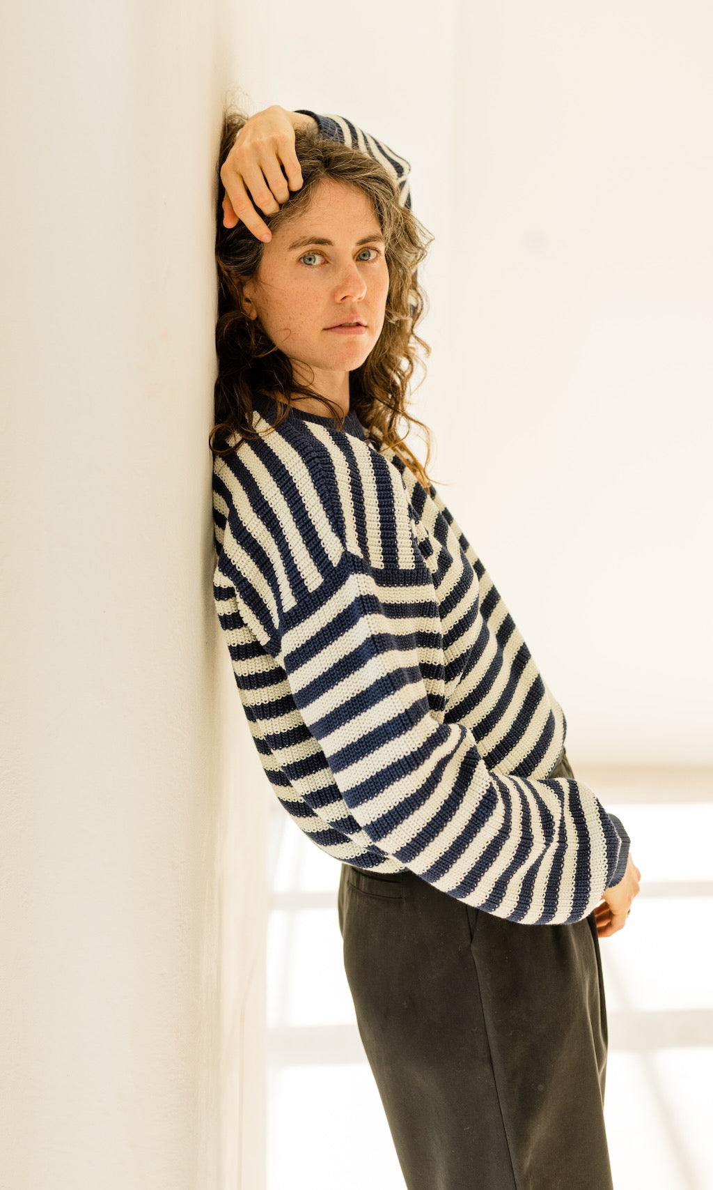 Gestreifter Strickpullover aus Bio Baumwolle - abricot coco