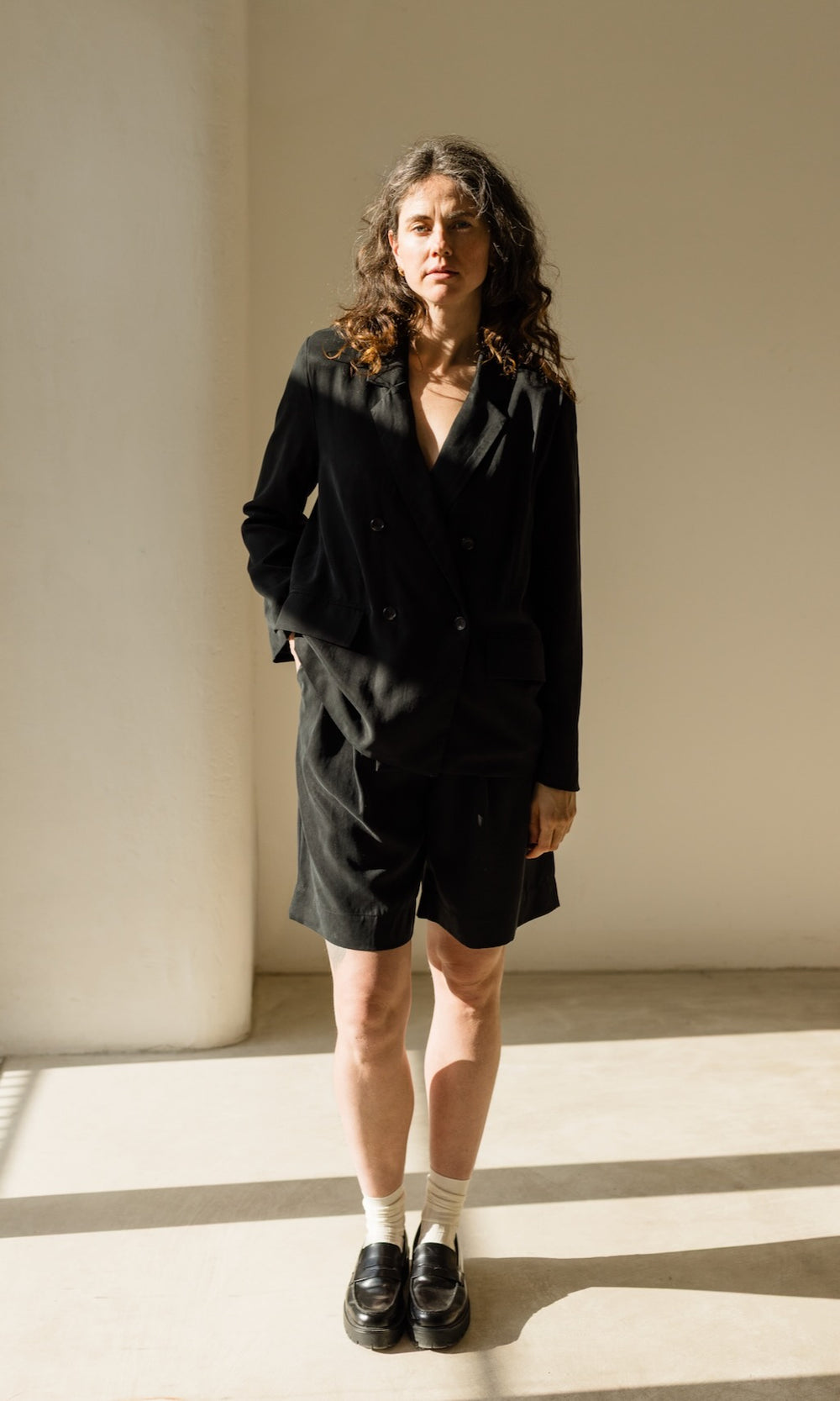 High-Waist Bermuda aus Lyocell in Schwarz - abricot coco