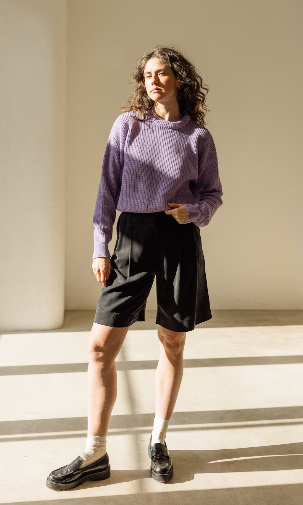 High-Waist Bermuda aus Lyocell in Schwarz