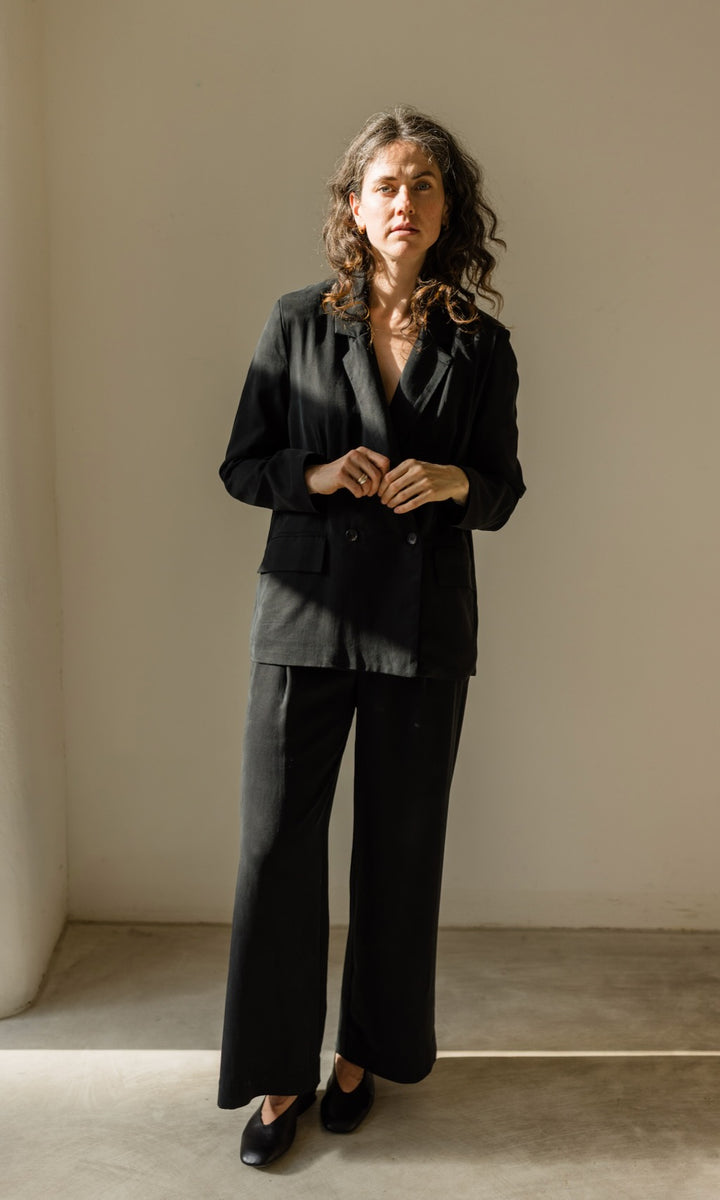 Loose Fit Blazer aus Lyocell in Schwarz