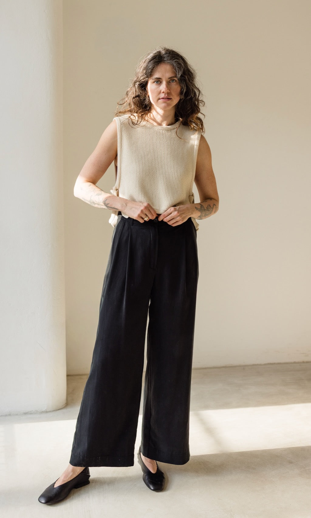 Pullunder mit seitlichem Bindedetail in Creme aus Bio Baumwolle - abricot coco