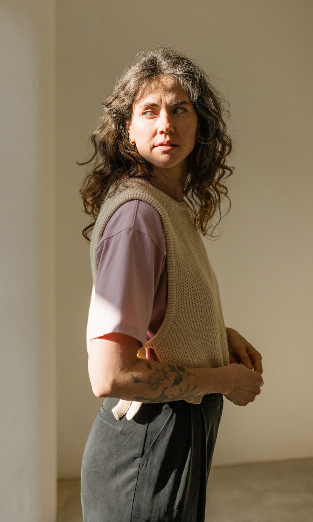 Pullunder mit seitlichem Bindedetail in Creme aus Bio Baumwolle - abricot coco