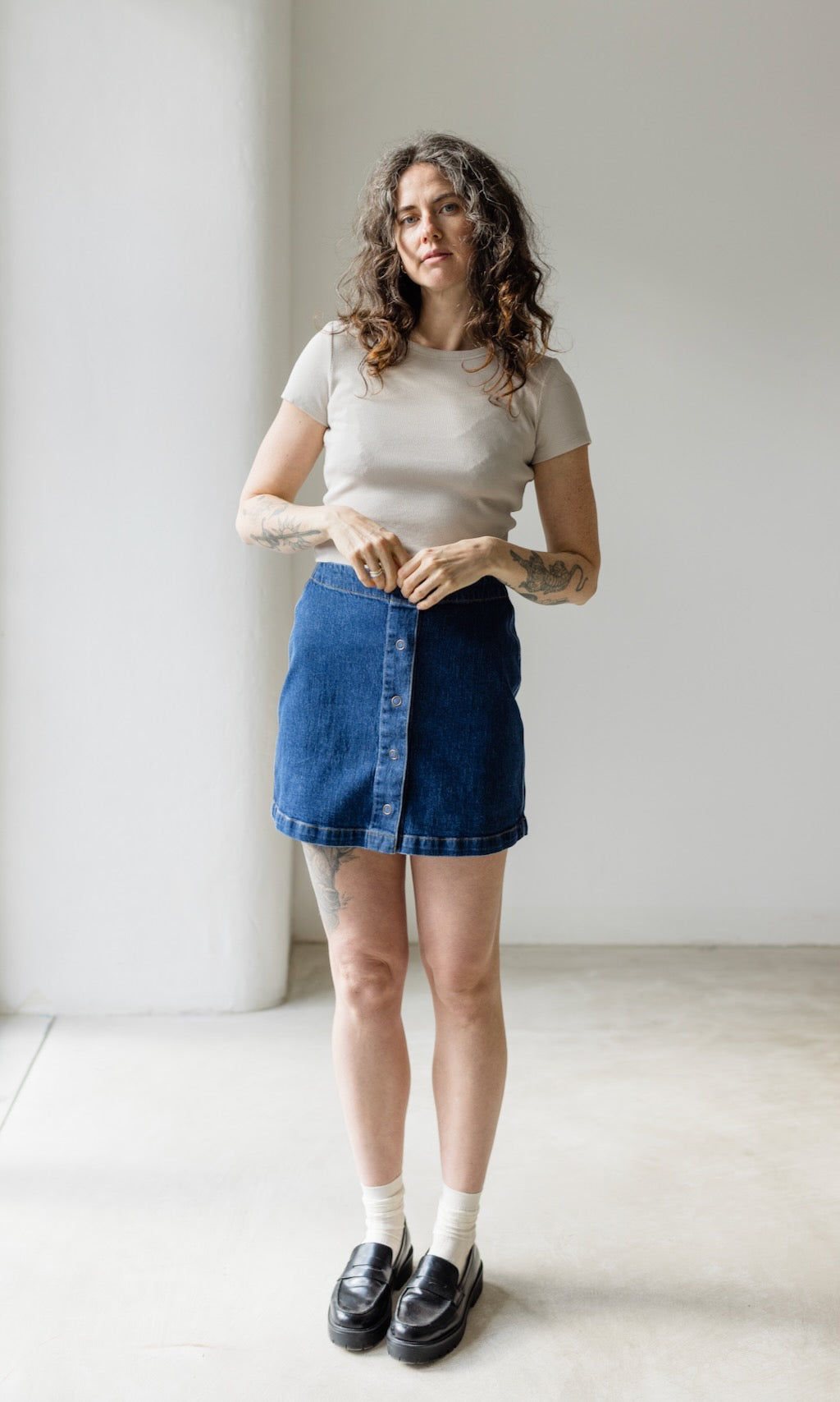 Mini Jeans Rock in klassischem Denim Blau aus Bio Baumwolle - abricot coco