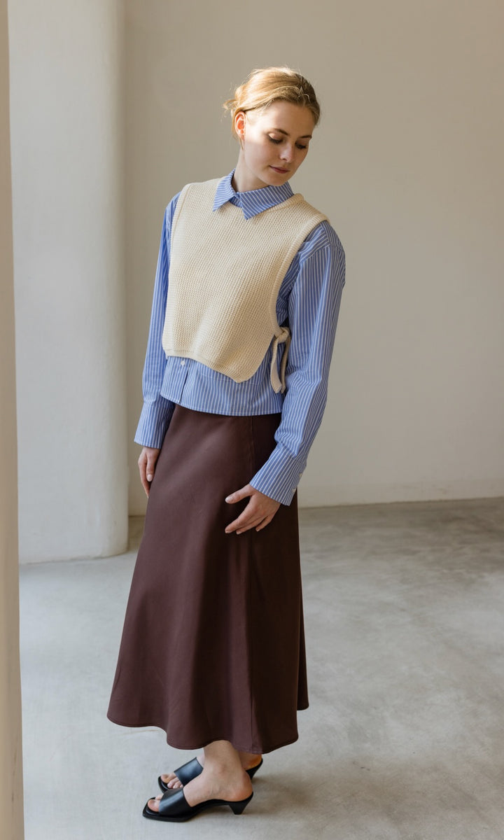 Pullunder mit seitlichem Bindedetail in Creme aus Bio Baumwolle - abricot coco