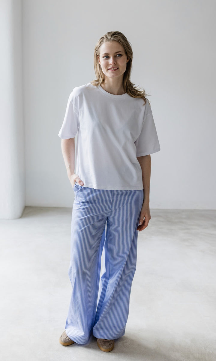 Oversized T-Shirt in Weiß - abricot coco